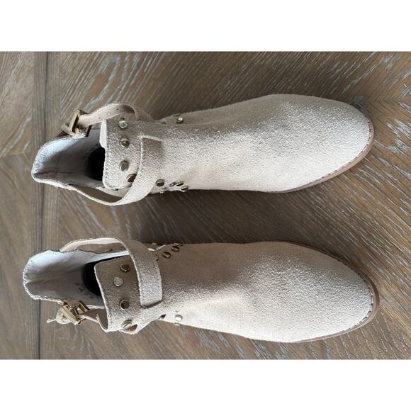 Carlos Shoes - carlos by carlos santana beige suede ankle‎ boots with gold studs womens size 7